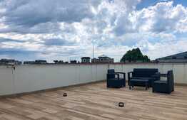 Casa pe 4 niveluri, perfecta pentru o familie numeroasa 