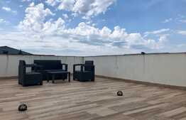 Casa pe 4 niveluri, perfecta pentru o familie numeroasa 