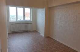 Apartament 4 camere,100mp,recent renovat, zona Mercur Center