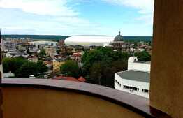 Apartament 4 camere,100mp,recent renovat, zona Mercur Center