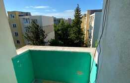 Apartament 3 camere, decomandat, zona centrală, 68 mp 