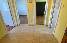 Apartament 3 camere, decomandat, zona centrală, 68 mp 