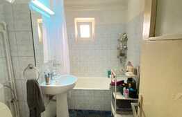 Apartament de vanzare, 3 camere, zona ciuperca