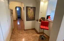 Apartament de vanzare, 3 camere, zona ciuperca