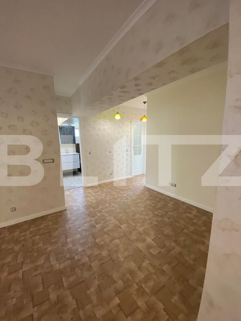 Apartament de vânzare 4 camere Central - 65073AV | BLITZ Craiova | Poza2