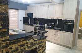 Apartament 2 camere, ultracentral, decomandat, 64mp