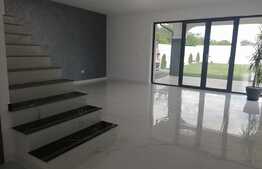 O casă deosebită, cu amenajări de top și curte generoasă!