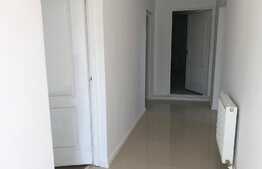 Casă parter 90 mp utili cu teren generos de 1.835 mp, zona Malu Mare