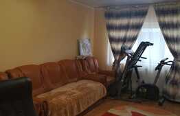 Apartament la parter cu 2 camere decomandat, in zona Rocada-triaj