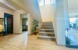 Casa spatioasa, 185 mp utili, 300 m teren, in zona strazii Ana Ipatescu!