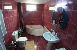 Casă deosebită P + E 152 mp utili și curte 509 mp, în cartierul Romanești