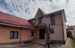 Casă deosebită P + E 152 mp utili și curte 509 mp, în cartierul Romanești