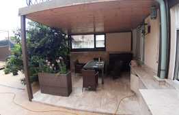 Casa deosebita, 139 mp utili, 270 m teren, zona Medicina veche