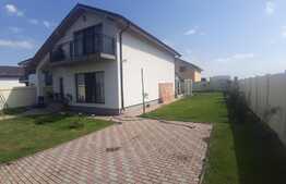 Casă deosebită P + E, 180 mp utili cu 500 mp curte, Cârcea