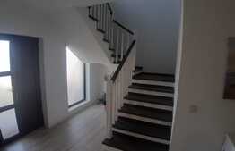 Casă deosebită P + E, 180 mp utili cu 500 mp curte, Cârcea