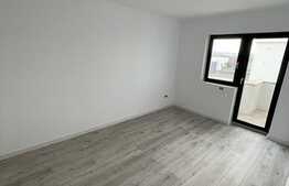 Casă P + E, la cheie, în mini - cartierul cu stil mediteranean, zona parc Romanescu