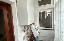 Apartament de vanzare, 3 camere, in zona Craiovita-Salvare