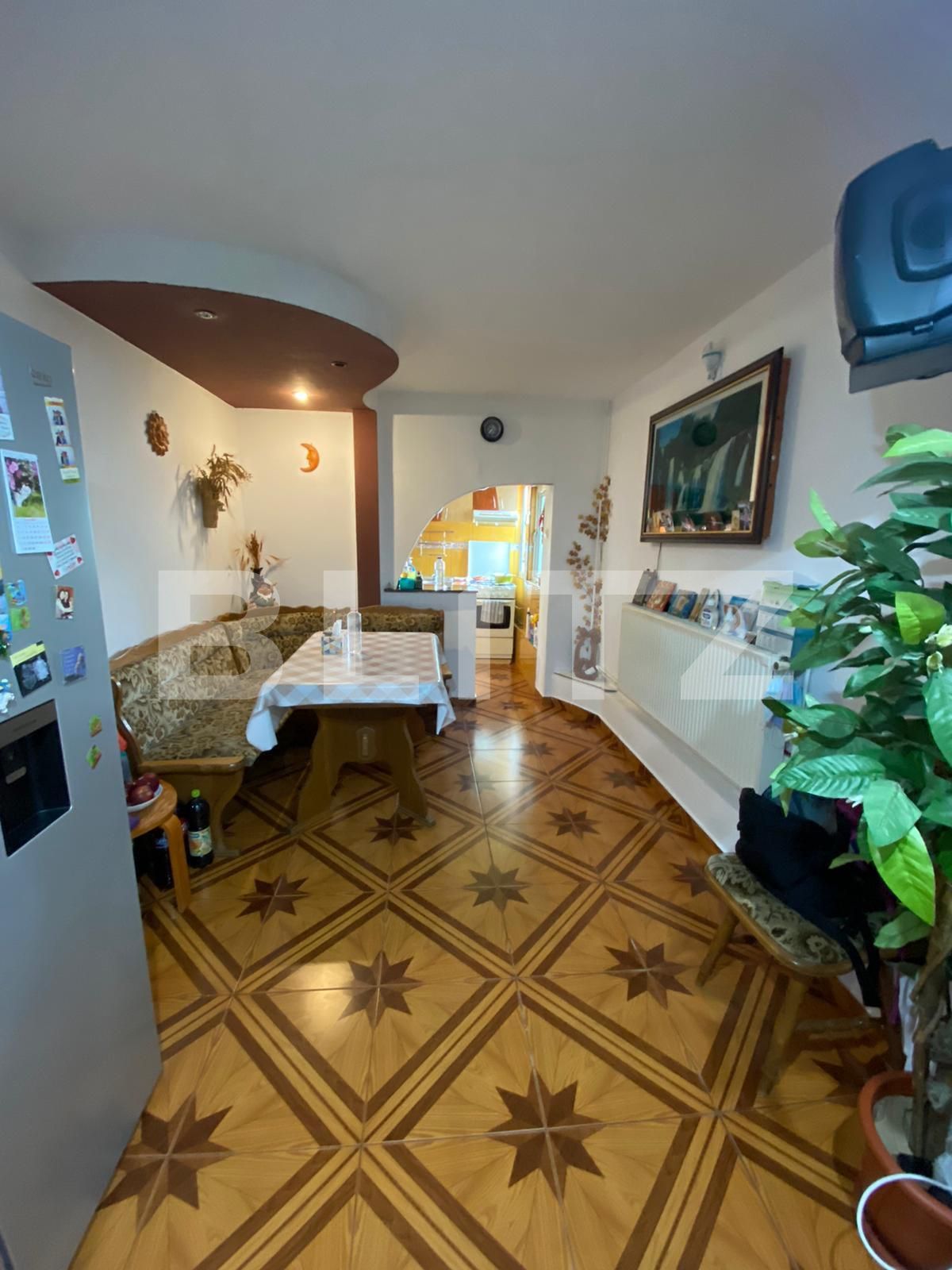 Apartament de vanzare, 3 camere, in zona Craiovita-Salvare