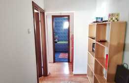 Apartament 3 camere decomandat, zona 1 Mai