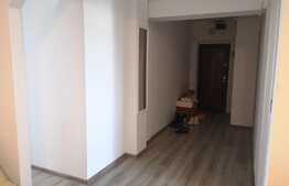  Apartament cu 4 camere, centrala termica, Zona Dezrobirii