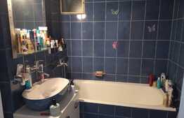  Apartament cu 4 camere, centrala termica, Zona Dezrobirii