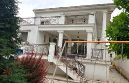 Casa superba, ultracentral, finisaje lux, 717 mp utili, 588 mp teren!!