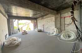 Apartament de 2 camere, spatios, terasa de 18 mp  