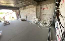 Apartament de 2 camere, spatios, terasa de 18 mp  