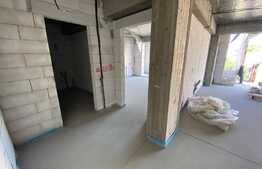 Apartament de 2 camere, spatios, terasa de 18 mp  