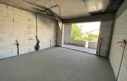 Apartament de 2 camere, spatios, terasa de 18 mp  