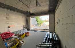 Apartament de 2 camere, spatios, terasa de 20 mp