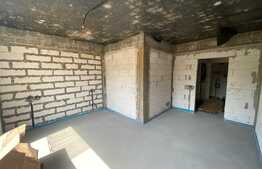 Apartament de 3 camere generos cu terasa de 20 de mp