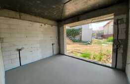 Apartament de 3 camere generos cu terasa de 20 de mp