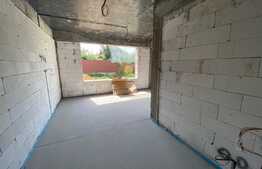 Apartament de 3 camere generos cu terasa de 20 de mp