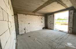 Apartament 3 camere, 87 mp utili, gradina 110 mp, zona Veteranilor