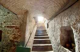 Ultracentral! Casa cu istorie, 373 mp utili, 584 m teren!