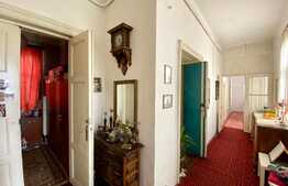 Ultracentral! Casa cu istorie, 373 mp utili, 584 m teren!