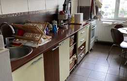 Apartament 3 camere, Central, Zona McDonald's