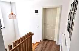 Casa moderna, 192 mp, cu o priveliste asupra orasului impresionanta!