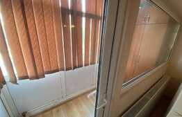 Apartament 3 camere, 2 bai, etaj 2/4, zona Niela-cv9 