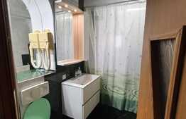 Apartament 4 camere, decomandat, mobilat modern