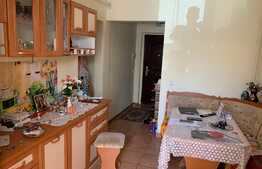 Ocazie! Apartament de 2 camere, decomandat, zona Cv.9