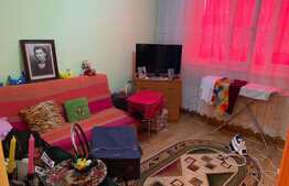 Ocazie! Apartament de 2 camere, decomandat, zona Cv.9