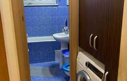 Apartament de 3 camere, decomandat, zona Valea Rosie