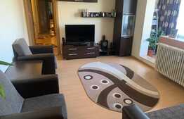 Apartament de 3 camere, decomandat, zona Valea Rosie