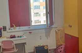 Apartament 3 camere, 68mp, zona Lapus Arges