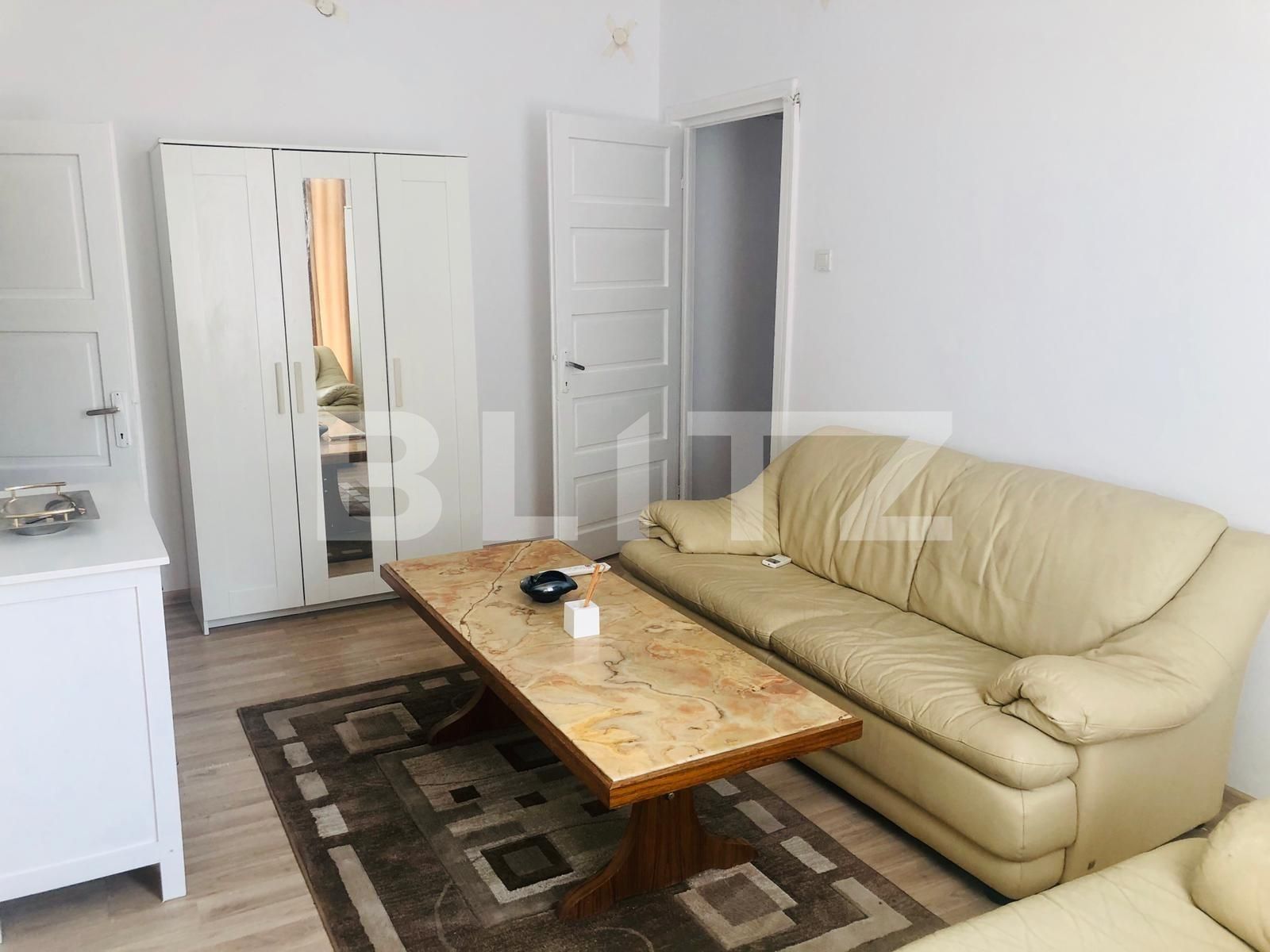 Apartament 3 camere, decomandat, mobilat, zona Ramada 