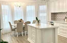 Vila lux, stil Beverly Hills, 327 mp utili, 800 m teren!