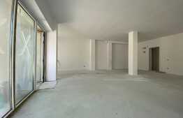 Spatiu comercial nou, zona Lapus!