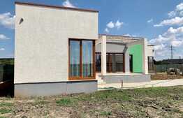 Casa individuala, 163 mp utili, teren de 800 mp, front 28 ml in zona Bariera Valcii